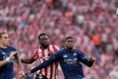 利物浦传奇告诉斯洛特，他的战术让红军在“应得的”失利中“表现很差”